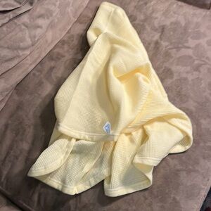 J.E. Morgan Baby Receiving Blanket Waffle Knit Yellow NWOT 100% Cotton Vintage